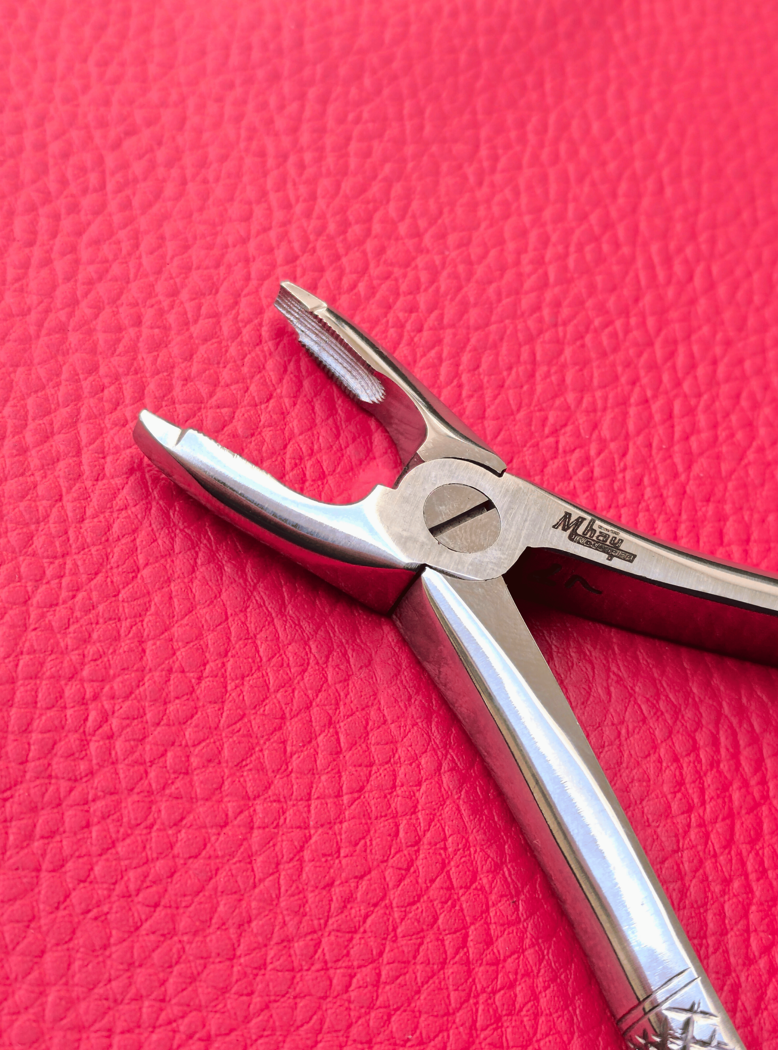 Set Of 4 Multi-Functional Forceps