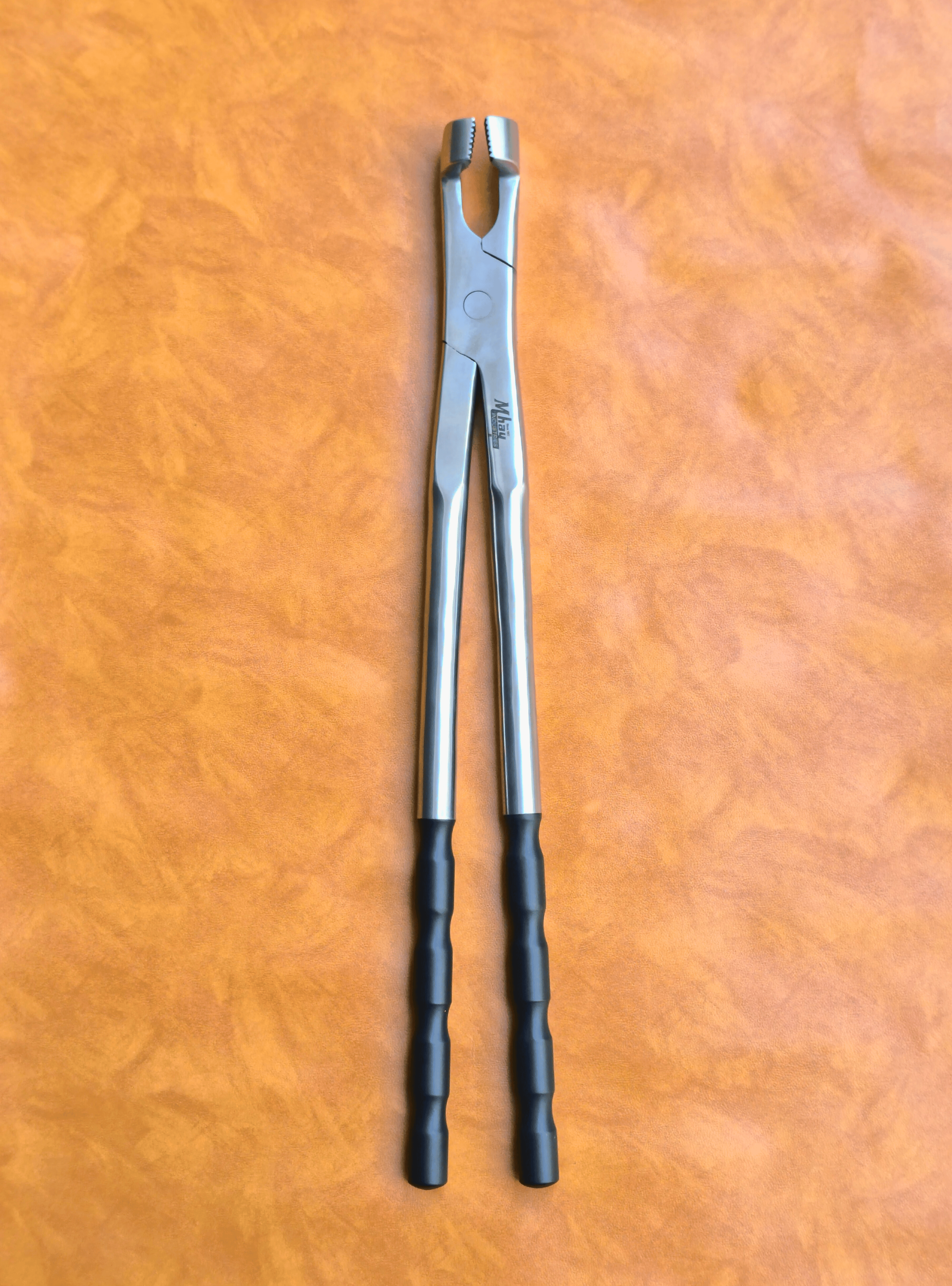 Molar Serrated Jaw Pony Forceps 15"